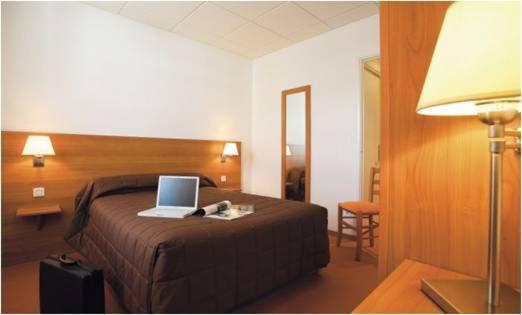 Hotel Savoie Leman Thonon-les-Bains Zimmer foto